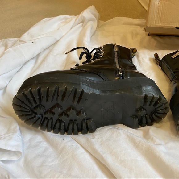 Dr. Martens JADON MAX Boots - Picture 15 of 16